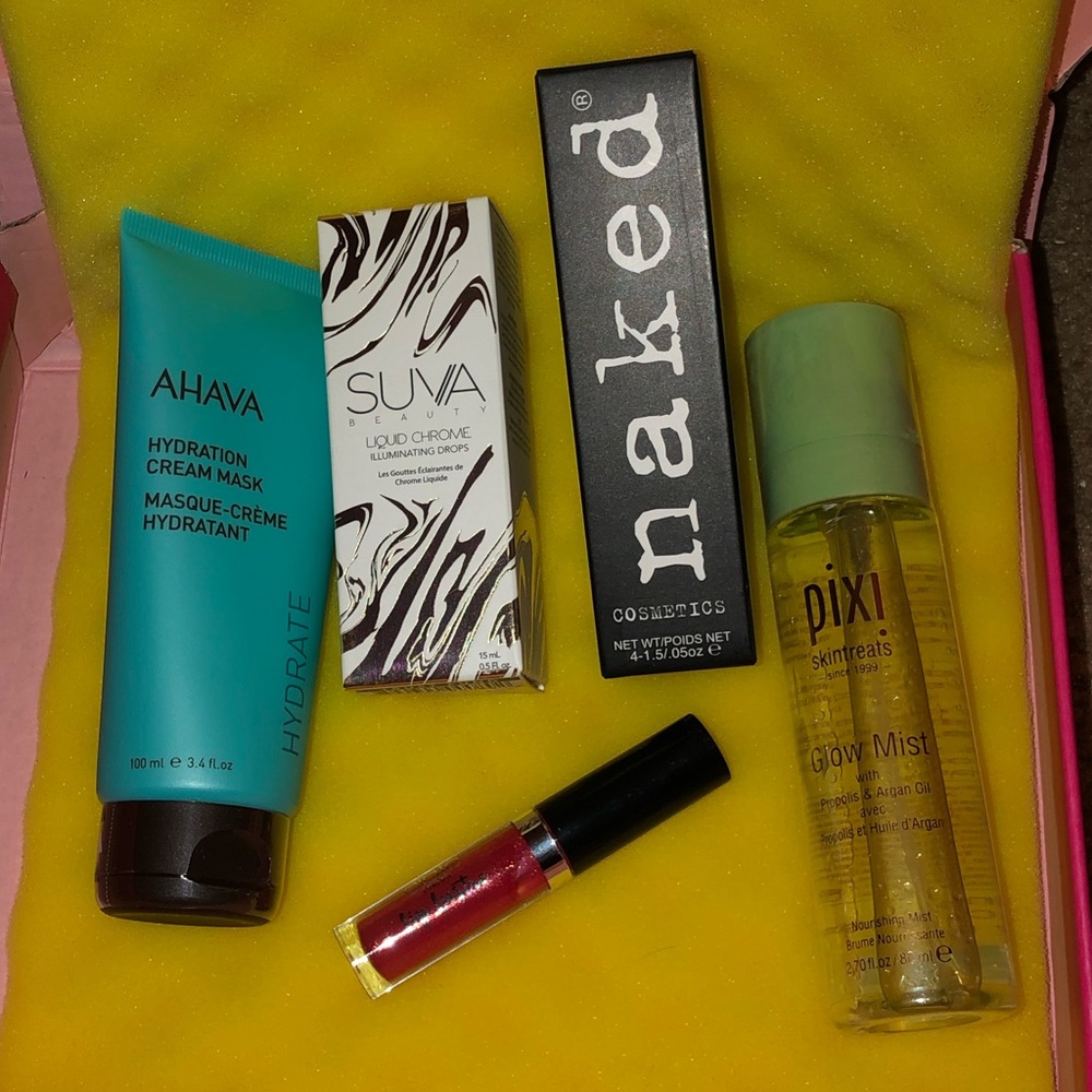Makeup bundle, 115$ retail price